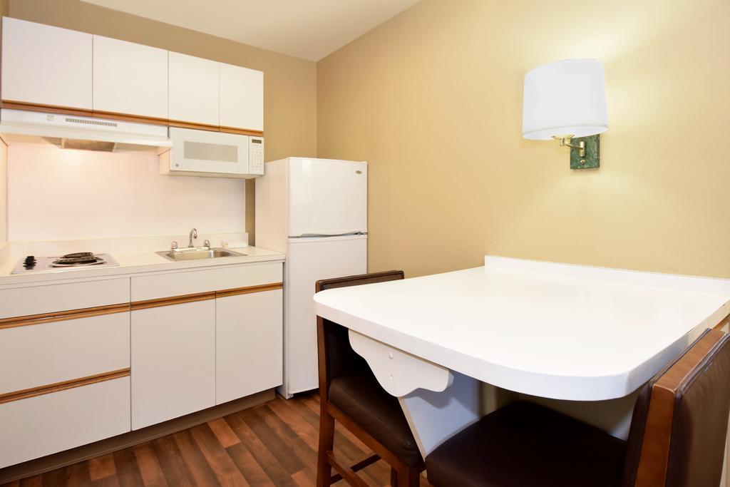 Extended Stay America Suites - Houston - Willowbrook Louetta 외부 사진